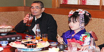 桃太郎　宴会